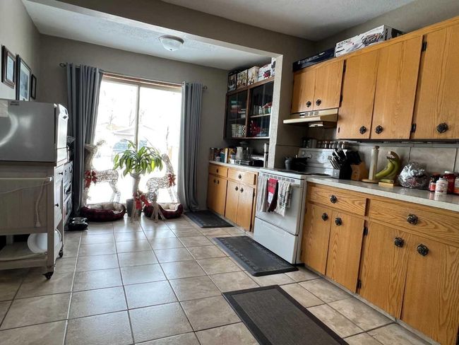 131 2 Avenue N, House other with 4 bedrooms, 2 bathrooms and 4 parking in Vulcan AB | Image 15