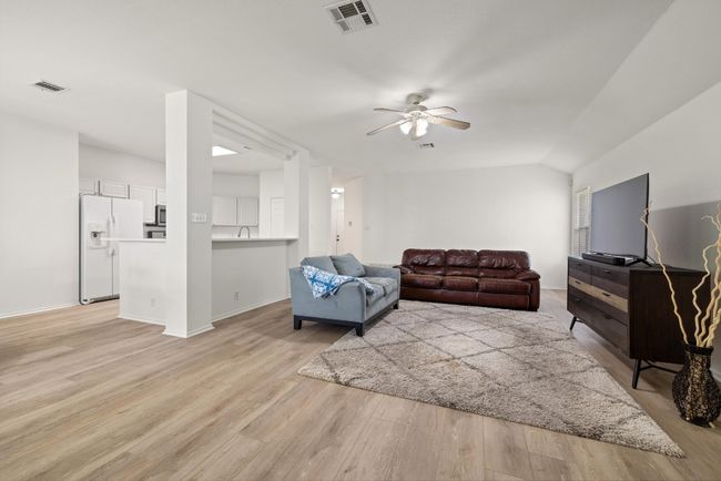 1643 Abbey Ln, House other with 3 bedrooms, 2 bathrooms and 6 parking in Cedar Park TX | Image 5
