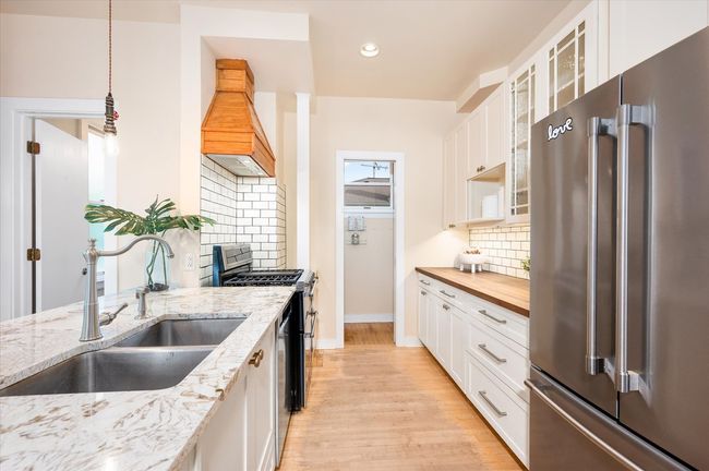 7637 Wilcox St, Home with 3 bedrooms, 2 bathrooms and null parking in Forest Park IL | Image 9