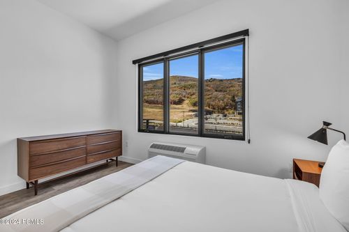 1333-2303 W Deer Hollow Rd, Park City, UT, 84060-5171 | Card Image