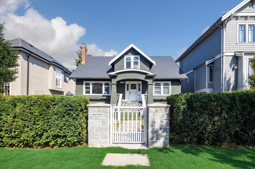 3719 W 3rd Ave, Vancouver, BC, V6R1M2 | Card Image