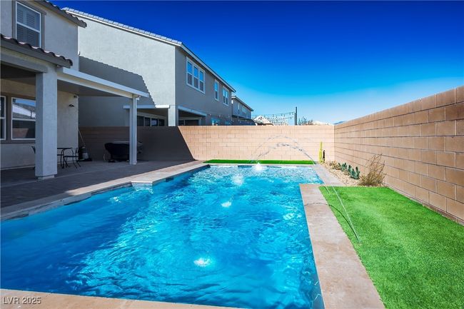 9008 Rolling Pietra St, House other with 5 bedrooms, 5 bathrooms and null parking in Las Vegas NV | Image 43