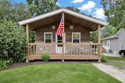 N76W31328 County Road Vv, Merton, WI, 53029 | Card Image