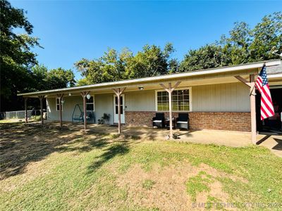 415696 E 1094, House other with 3 bedrooms, 2 bathrooms and null parking in Checotah OK | Image 3