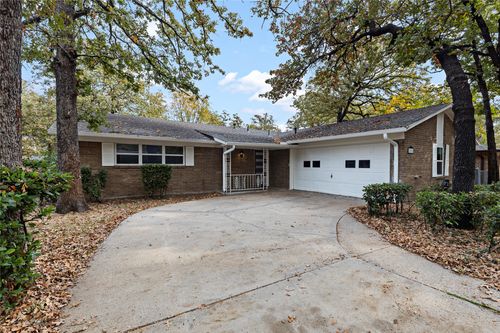 1016 Keith Dr, Hurst, TX, 76053-5004 | Card Image