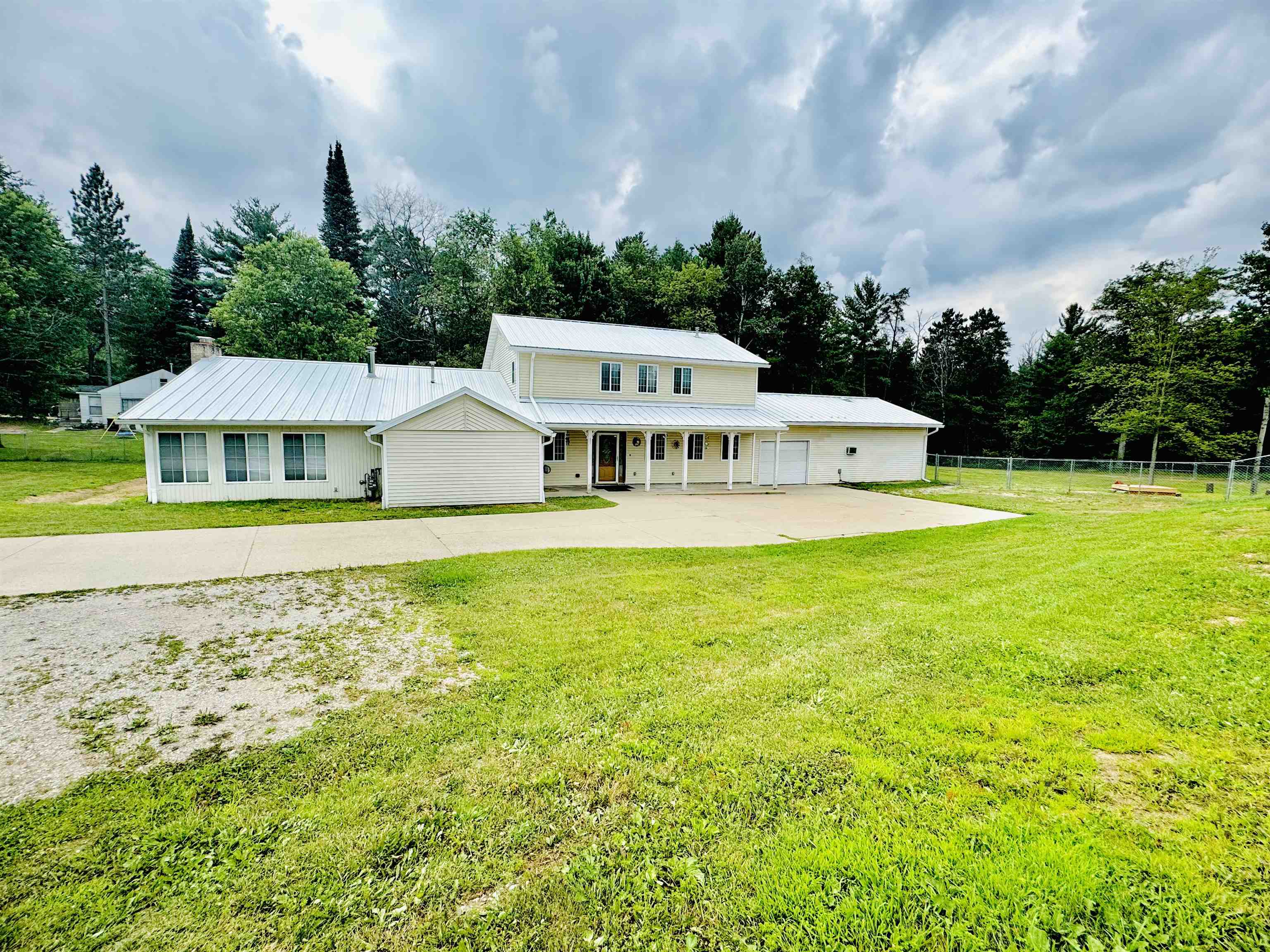 Steckling Rd, Saint Helen, MI 48656