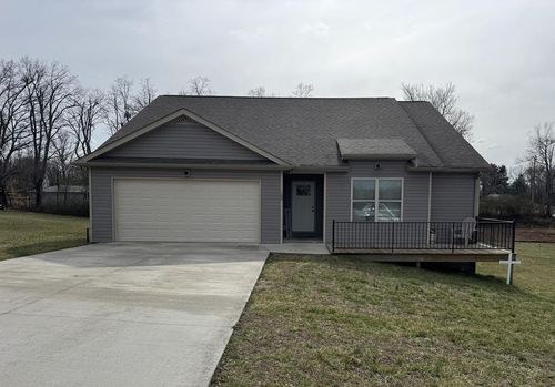 260 Celeste Dr, Baxter, TN, 38544-1004 | Card Image