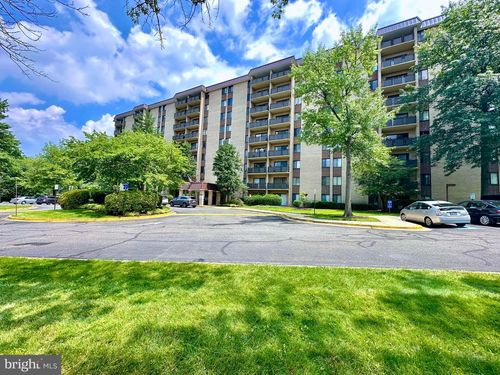 308-3101 S Manchester St, FALLS CHURCH, VA, 22044-2725 | Card Image