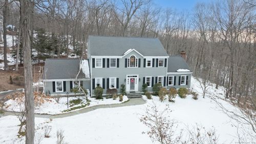 104 Cooper Hill Road, Southbury, CT, 06488 | Card Image