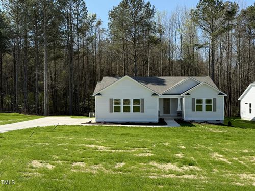 325 Magnolia Run Way, Benson, NC, 27504-8792 | Card Image