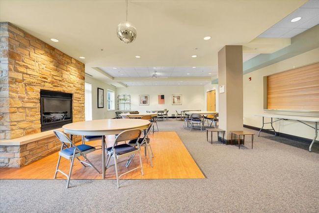 APT-506 - 9355 Irving Park Rd, Condo with 2 bedrooms, 2 bathrooms and 2 parking in Schiller Park IL | Image 5