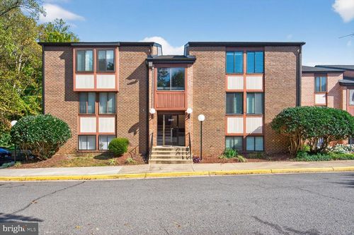apt-202-3107 Buccaneer Ct, FAIRFAX, VA, 22031-5007 | Card Image