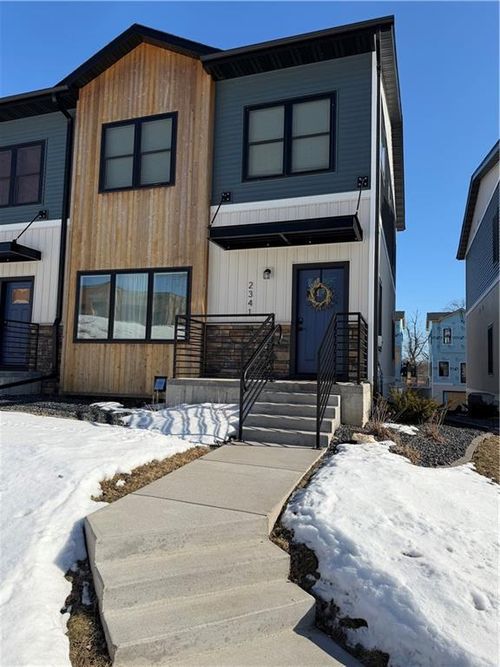 2341 2nd St, Eau Claire, WI, 54703-3777 | Card Image