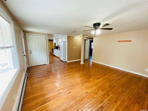 67 Saxon Ave, Bay Shore, NY, 11706-7017 | Card Image