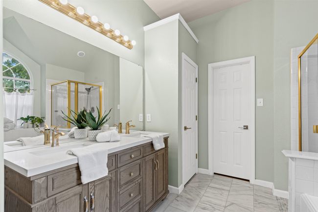 3008 Running Brook Dr, House other with 4 bedrooms, 2 bathrooms and null parking in Joshua TX | Image 28