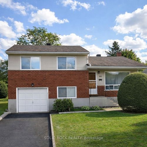 990 Harkness Ave, Ottawa, ON, K1V6P2 | Card Image