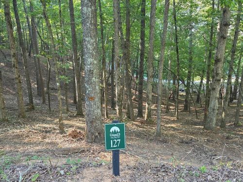 127R Red Oak Trl, East Ellijay, GA, 30540-3591 | Card Image