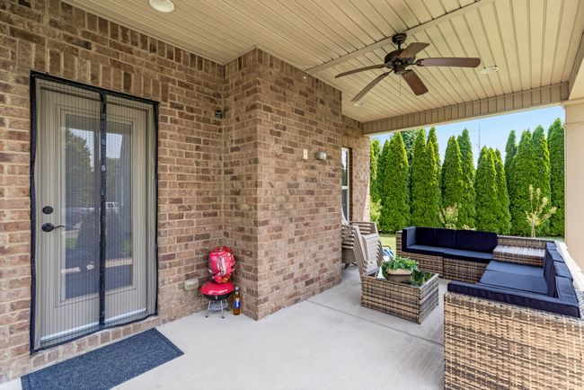 Covered Back Porch | Image 32