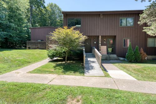 91-91 Webster Ct, Newington, CT, 06111-5123 | Card Image