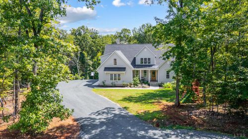 350 Kentucky Mountain Pl, Amherst, VA, 24521-2604 | Card Image