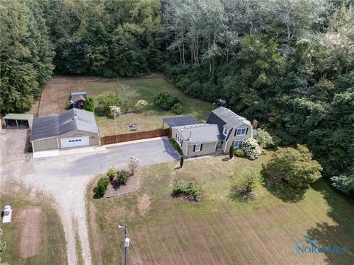 266 County Road 2, Liberty Center, OH, 43532-9593 | Card Image