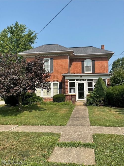 176 S Main Street, Creston, OH, 44217 | Card Image