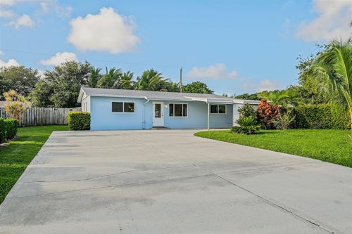 2402 Edgewater Dr, Palm Beach Gardens, FL, 33410-2527 | Card Image