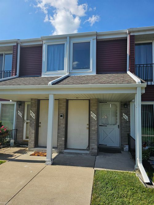 405 Sunset Ln, Saint Clair Shores, MI, 48082-1244 | Card Image