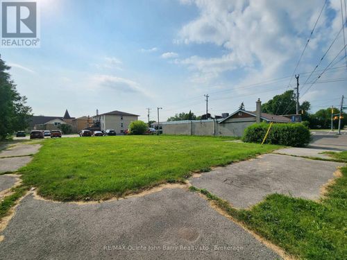 116 Byron St, Trenton, ON, K8V2Y4 | Card Image
