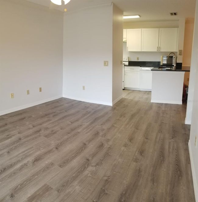 APT-200 - 1930 Summer Club Dr, Condo with 1 bedrooms, 1 bathrooms and null parking in OVIEDO FL | Image 4