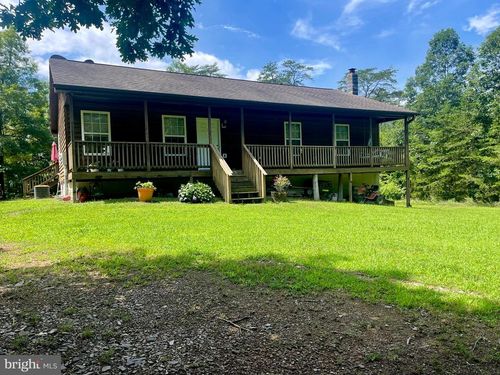 420 Walter Ln, FORT VALLEY, VA, 22652-2539 | Card Image
