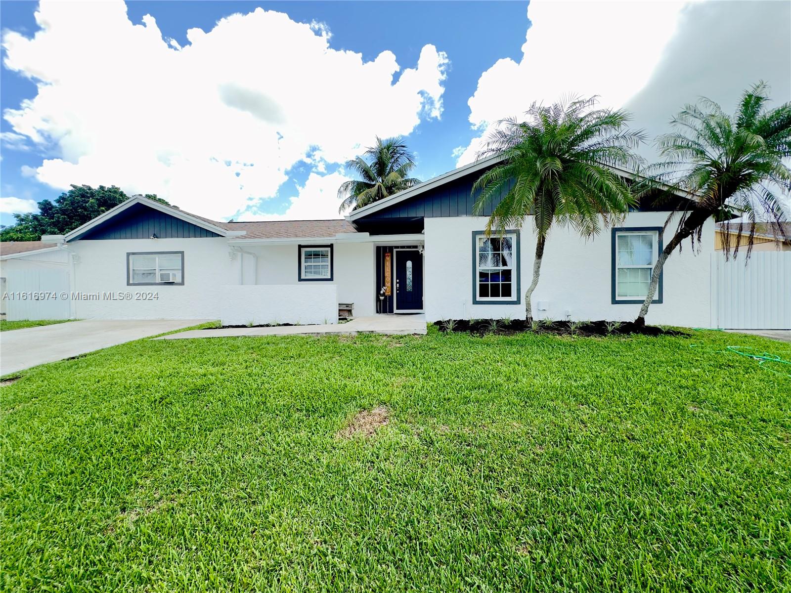 261st Ter, Homestead, FL 33032