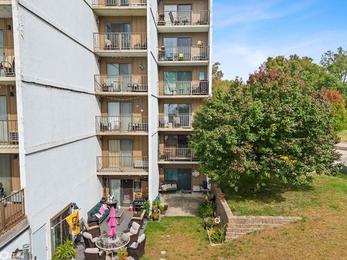 unit-305-2700 N Shore Dr, Clear Lake, IA, 50428-1073 | Card Image