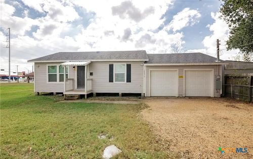 rear-2003 Woodlawn St, Victoria, TX, 77901-7247 | Card Image