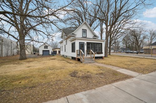 314 S Main St, Luck, WI, 54853-2400 | Card Image