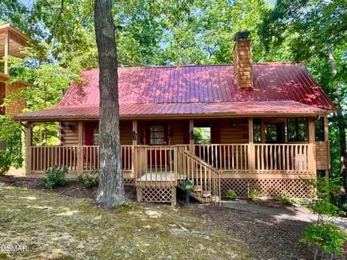 4081-856 Bear Run Way, Sevierville, TN, 37862-2761 | Card Image
