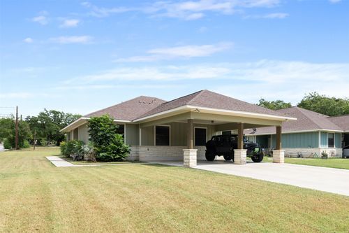 a-1215 Sherrard St, Burnet, TX, 78611-1317 | Card Image