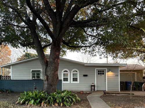 102 Antrim Dr, San Antonio, TX, 78218-4201 | Card Image