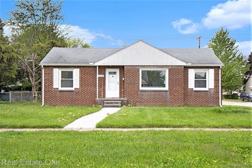 14620 Trenton Rd, Southgate, MI, 48195-1968 | Card Image