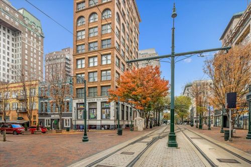 apt-301-10 N Main St, Memphis, TN, 38103-2173 | Card Image