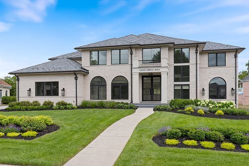 8886 Johnston Rd, Burr Ridge, IL, 60527-7113 | Card Image