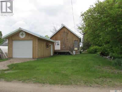 215 Main St, House other with 2 bedrooms, 2 bathrooms and null parking in Choiceland SK | Image 2