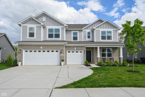 604 Donegal Dr, Pendleton, IN, 46064-6425 | Card Image