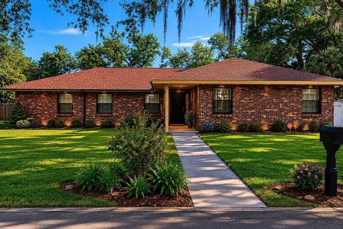 1022 Lamplighter Ln, Lakeland, FL, 33813-2260 | Card Image