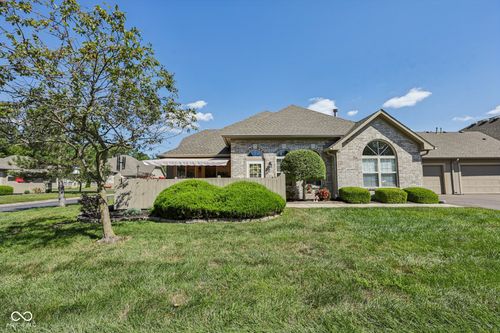 7693 Briarstone Ln, Indianapolis, IN, 46227-5427 | Card Image