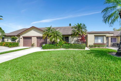 130 Village Walk Dr, Royal Palm Beach, FL, 33411-2985 | Card Image