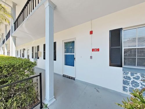 apt-108-100 Glennes Ln, DUNEDIN, FL, 34698-5918 | Card Image