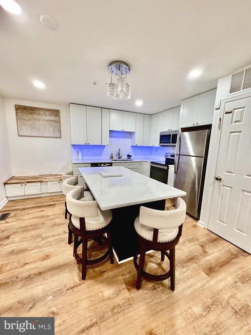 r-597 Primus Ct, FREDERICK, MD, 21703-8413 | Card Image