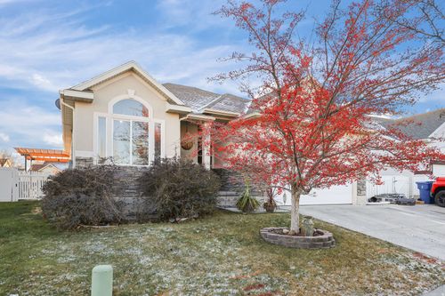 302 Interlochen Ln, Stansbury Park, UT, 84074-8127 | Card Image