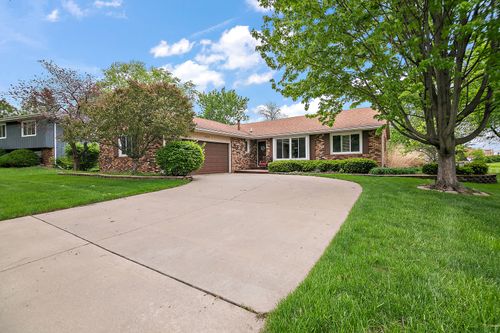 659 Woodstock Ln, Bourbonnais, IL, 60914-1711 | Card Image